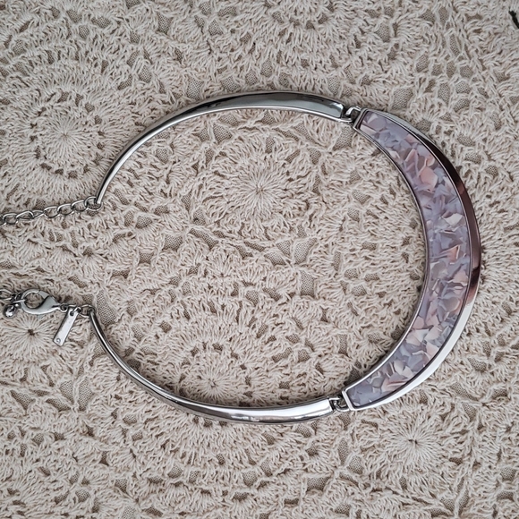 WHBM Marbled Collar Necklace Purple - Picture 2 of 6